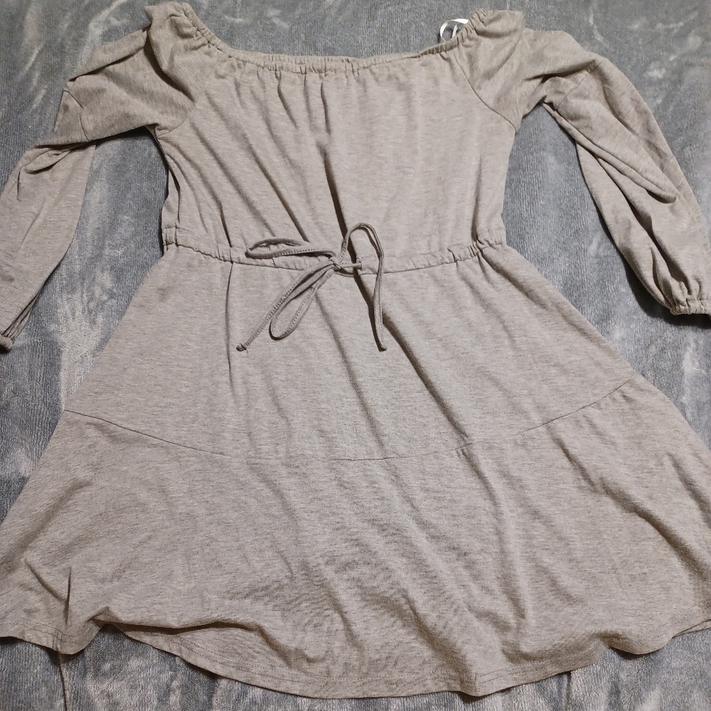Grey long sleeve mini dress